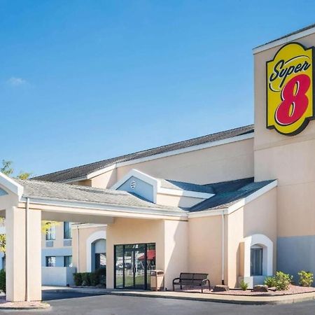 Super 8 by Wyndham Jasper Hotel Bagian luar foto