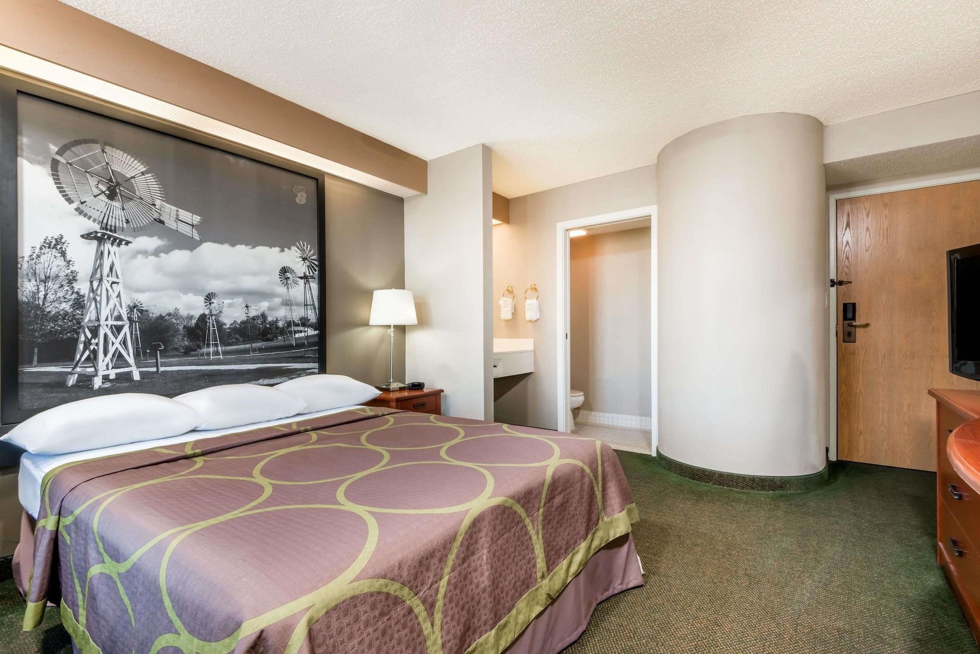 Super 8 by Wyndham Jasper Hotel Bagian luar foto